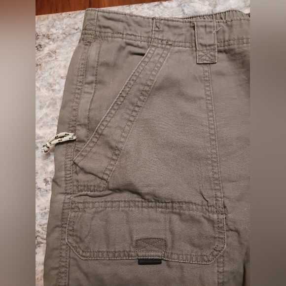 Wrangler Hiker Shorts- Size 46 - Picture 4 of 5